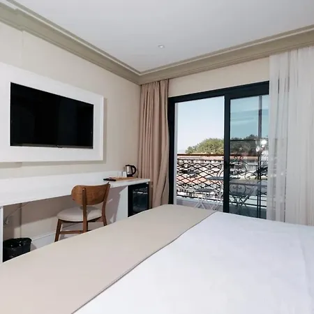 Dbd Cesme Szálloda 3*
